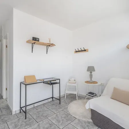 Hand Made Costa Del Silencio