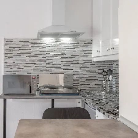 Apartment Hand Made *