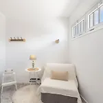 Hand Made Apartament